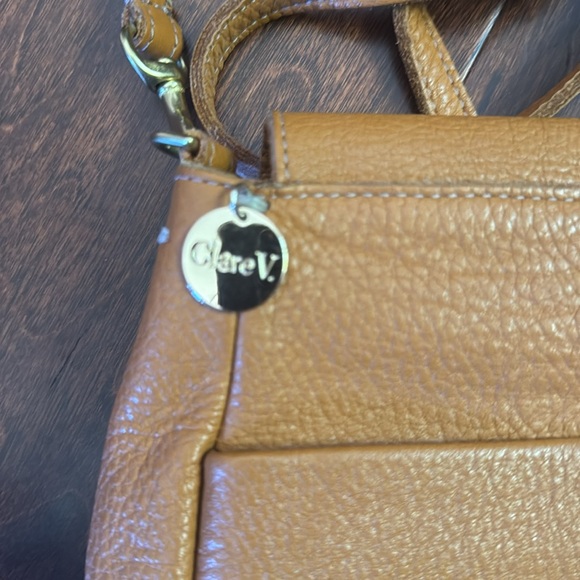 Clare V Turnlock Louis Tan Soft Pebble Leather Crossbody Bag - Picture 4 of 7